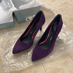 NWT ROCKPORT Total Motion Purple Suede Pumps 8.5 Wide